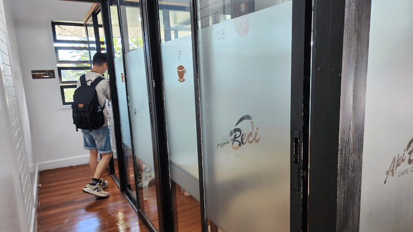 BECI語言學校CAFE校區教室走廊
