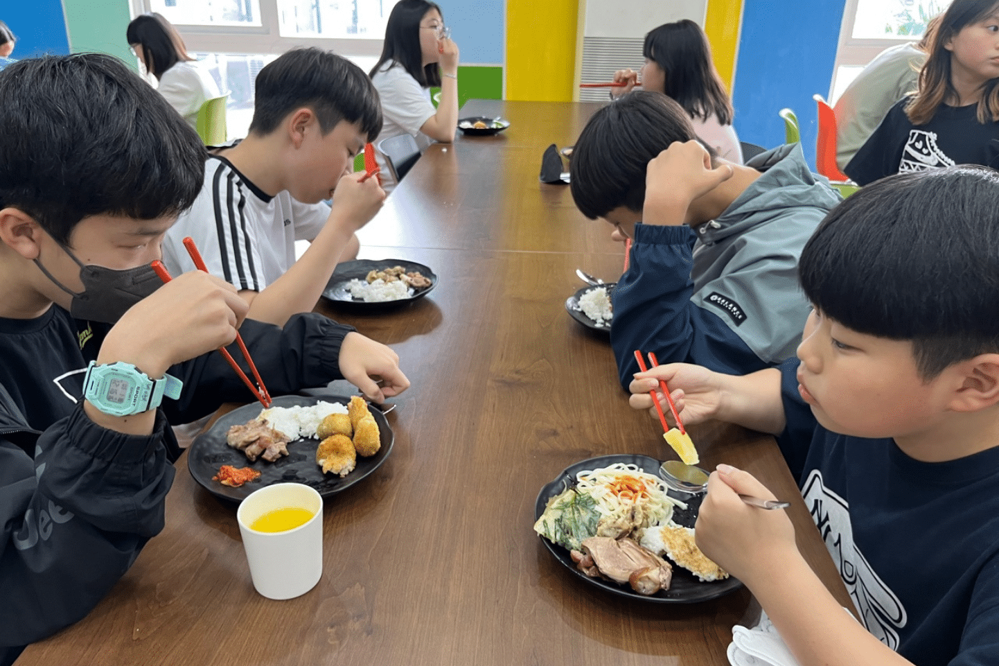 cella語言學校premium校區餐廳